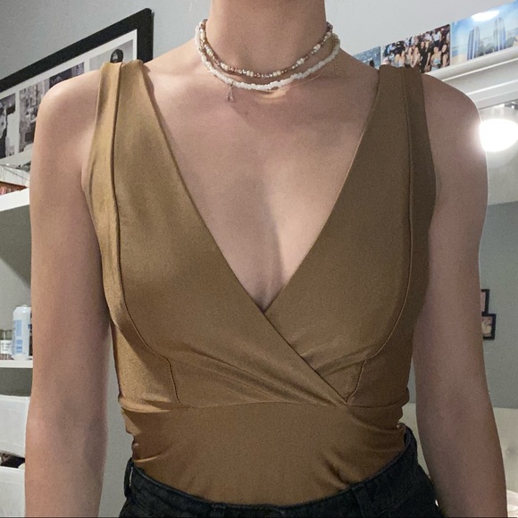 Forever 21 v neck body suit - Picture 1 of 3